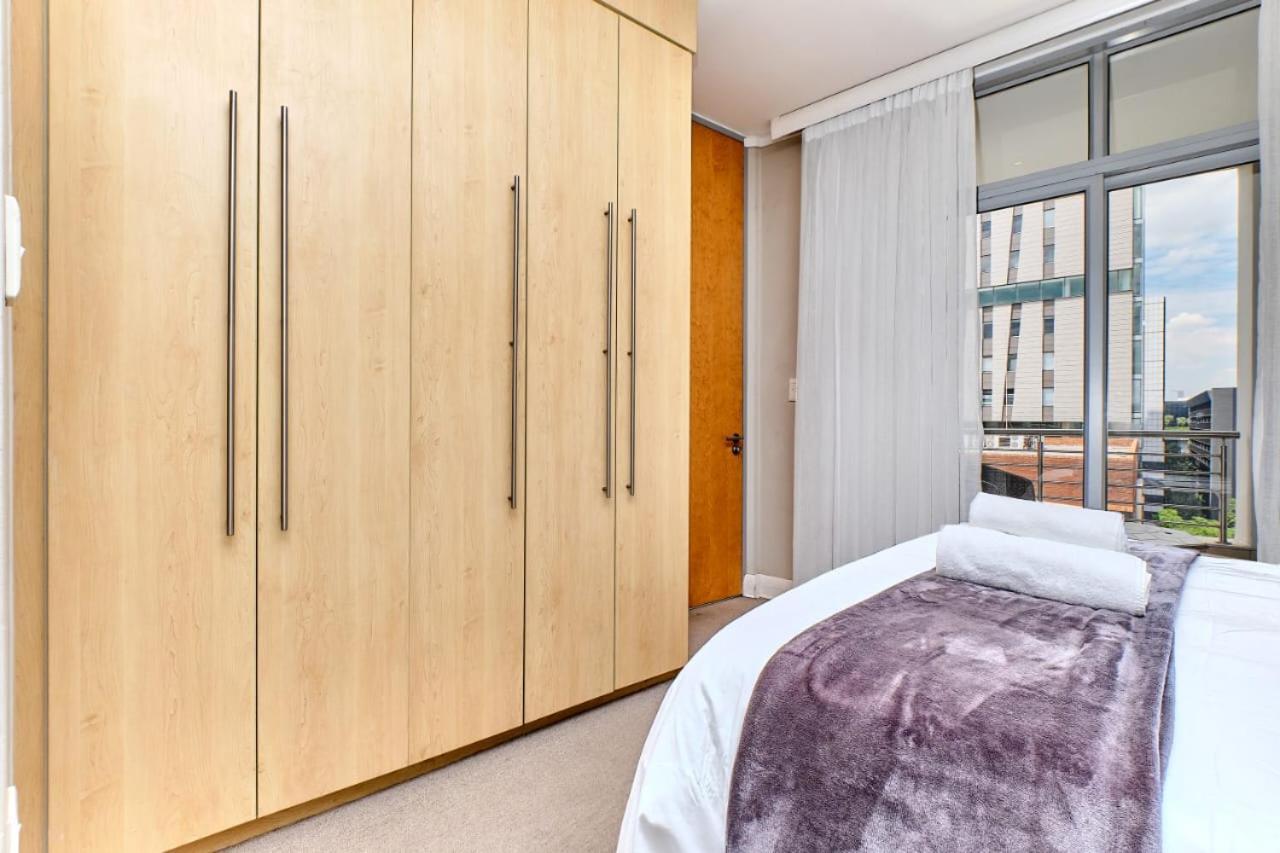 Sandton Serviced Apartments@Hydro Johannesburg Rum bild